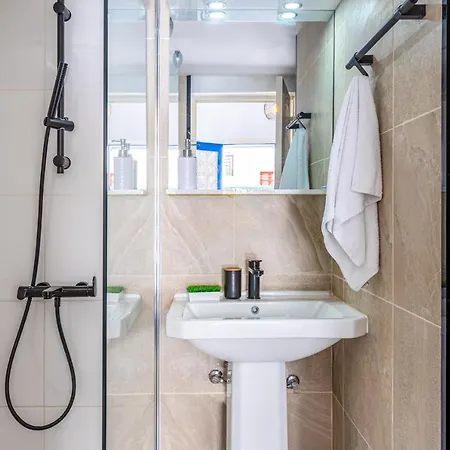 Mufasa In W/terrace Λάρνακα