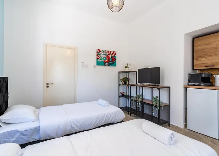 Mufasa In W/terrace Lägenhet